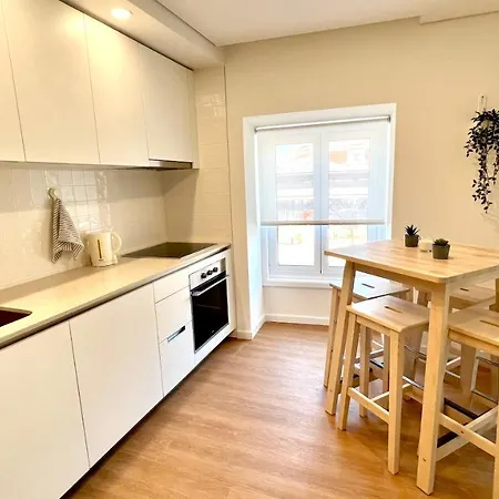 アパート Uplavie One