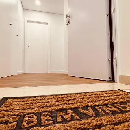 アパート Uplavie One アヴェイロ